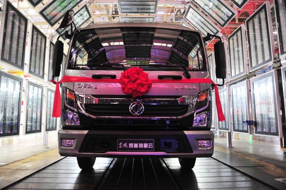 全新一代高能轻卡东风凯普特星云下线