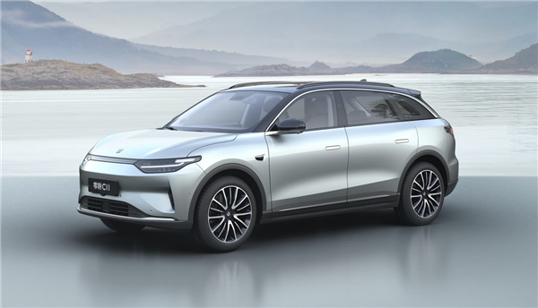 电动车界“价格屠夫”！零跑首款SUV发布：无框车门270匹马力不到16万