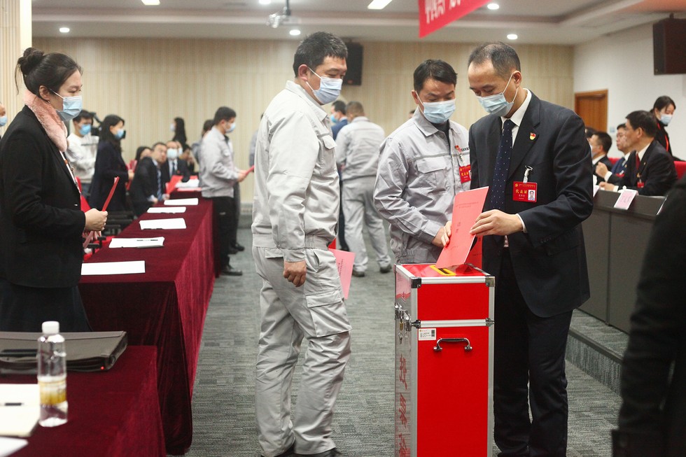 中国共产党东风鸿泰控股集团有限公司第二次党员代表大会召开