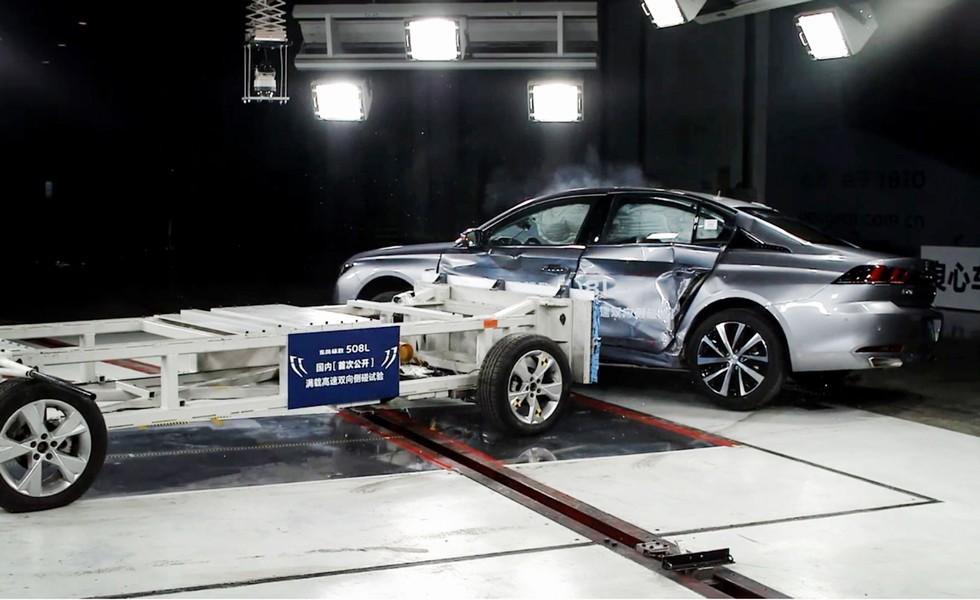 东风标致508L：实力验证良心车安全车放心车