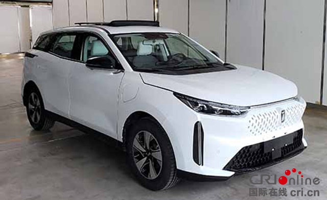 奔腾首款纯电动汽车