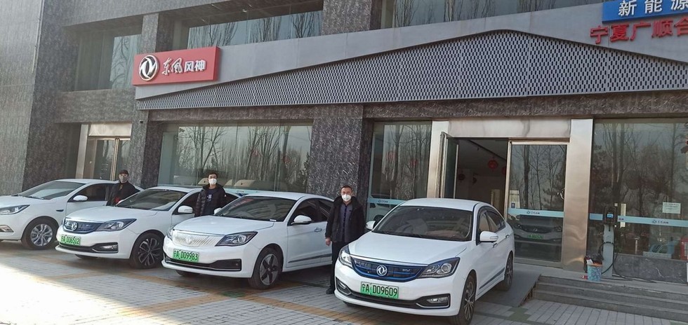 ​【“战疫”最美逆行人】 抗击疫情 东风人有担当