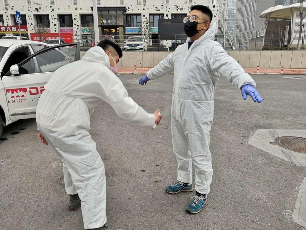 ​东风青年 “疫”线抢单