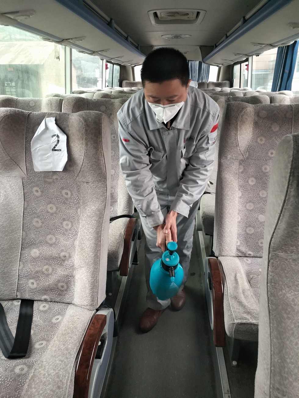 【“疫”线东风人】顾海军：在悲痛中坚强