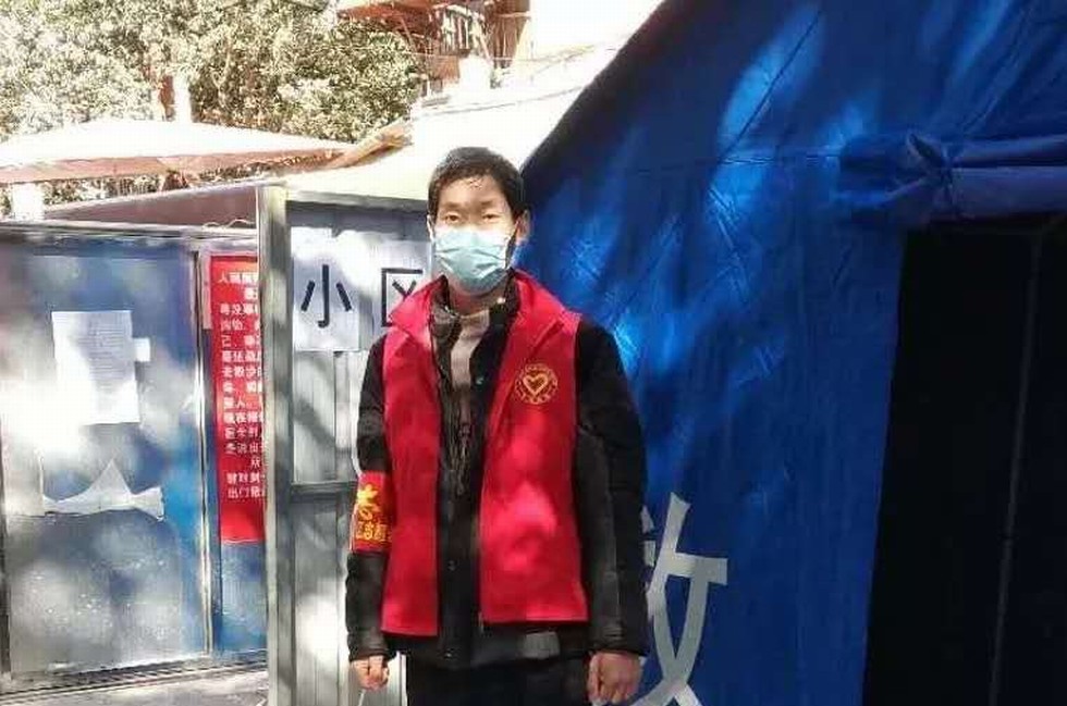 一抹“志愿红” 温暖战疫路-东风志愿者积极参与疫情防控综述