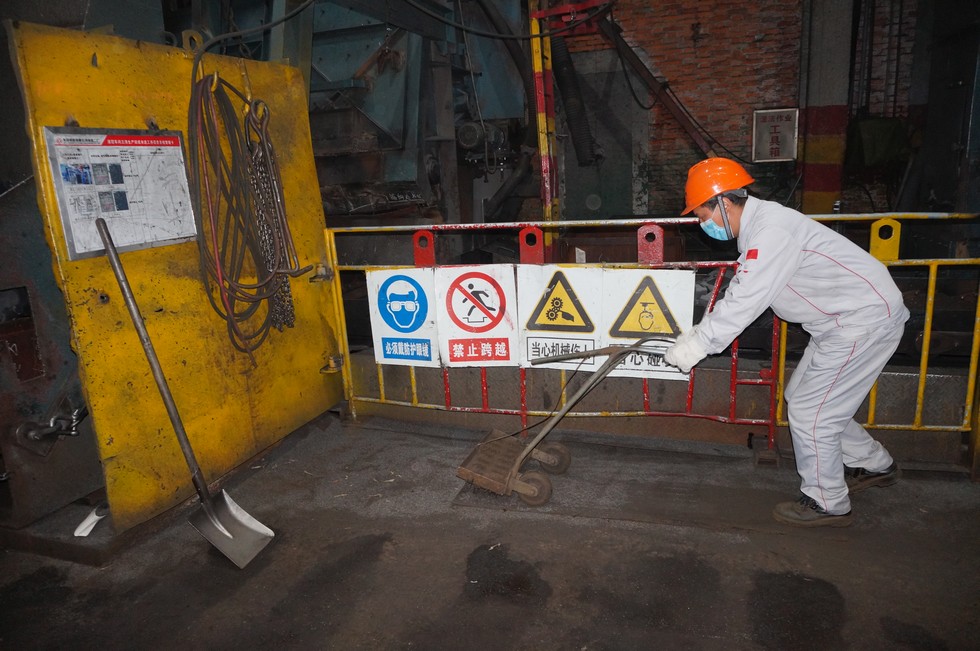 钢丸回收车：一月回收一吨钢丸