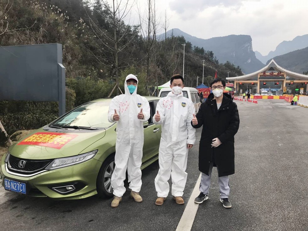 红色引擎动力足 防疫复工“两战赢”