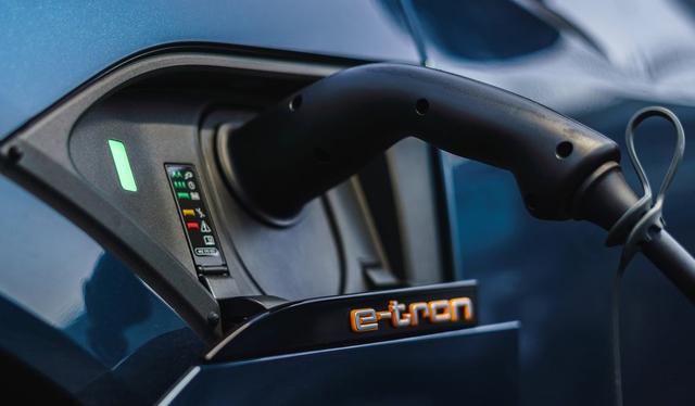 与瑞士ABB集团共同研发/15分钟快充,奥迪全新电动汽车充电系统