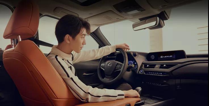 不割韭菜，品质过硬，这款豪华电动车让你买得舒心丨壹观察