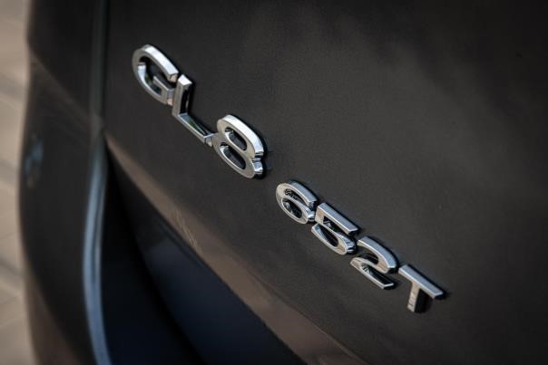 全新一代别克GL8 ES陆尊及GL8陆上公务舱“升舱”上市 售价23.29万元-39.99万元