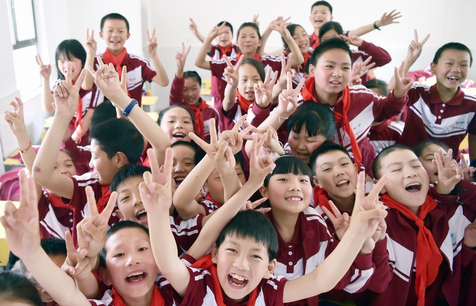 教育扶贫浇灌“希望之花”