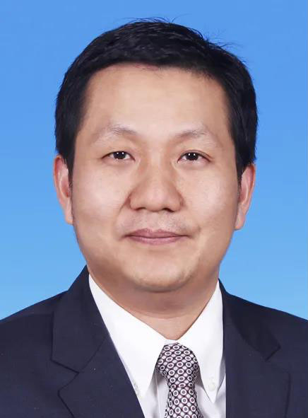 东风公司召开领导班子扩大会 宣布干部任职决定