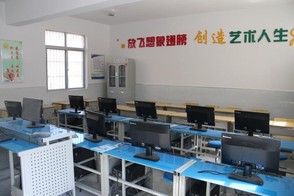 【图片背后的扶贫故事】扶贫项目改变困难山庄