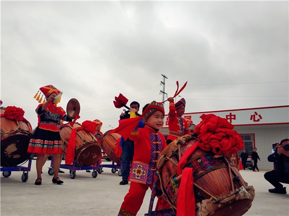 【图片背后的扶贫故事】赵书良一行赴广西马山县扶贫攻坚调研