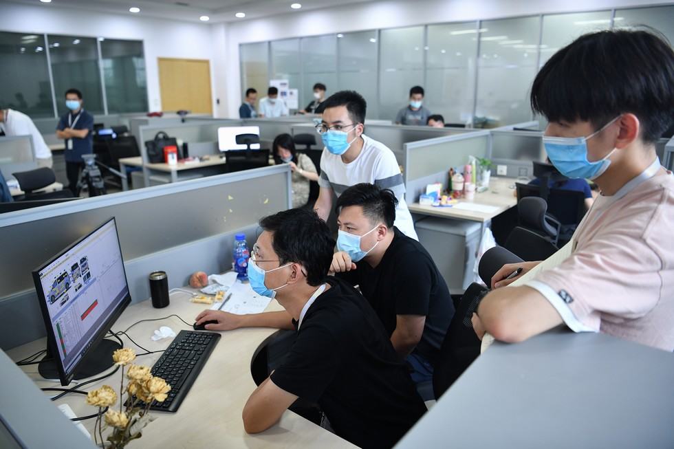 走进岚图 发现奋斗的小伙伴