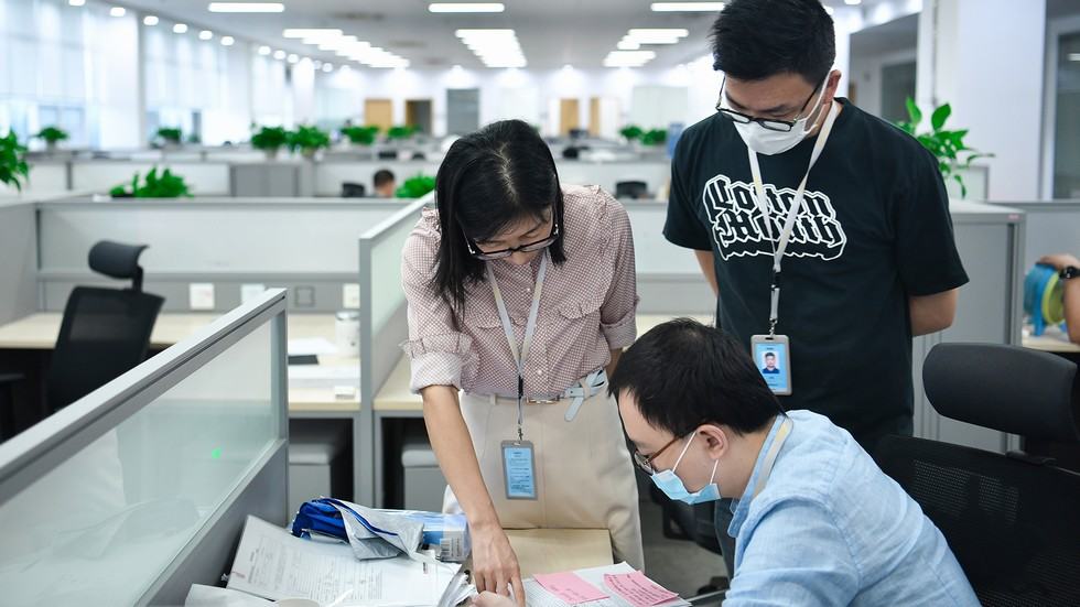 走进岚图 发现奋斗的小伙伴