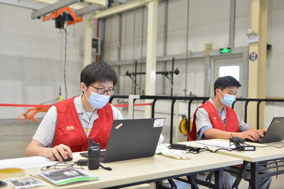 走进岚图 发现奋斗的小伙伴