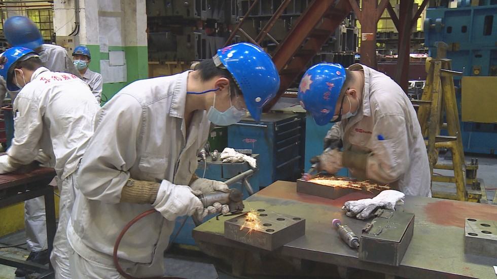 东风模冲：比技能 提质量 促生产