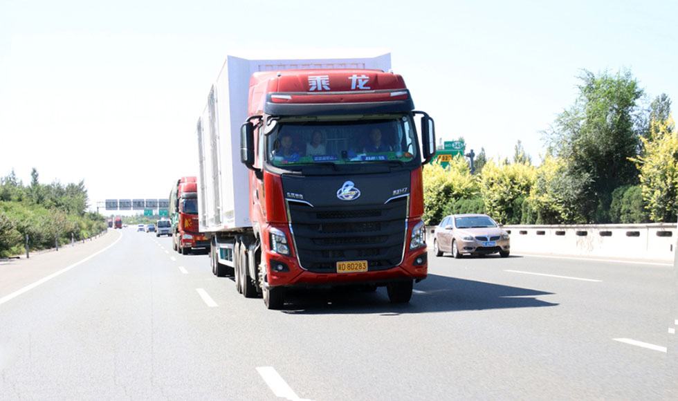 直播800公里长测 鉴证乘龙卓越实力