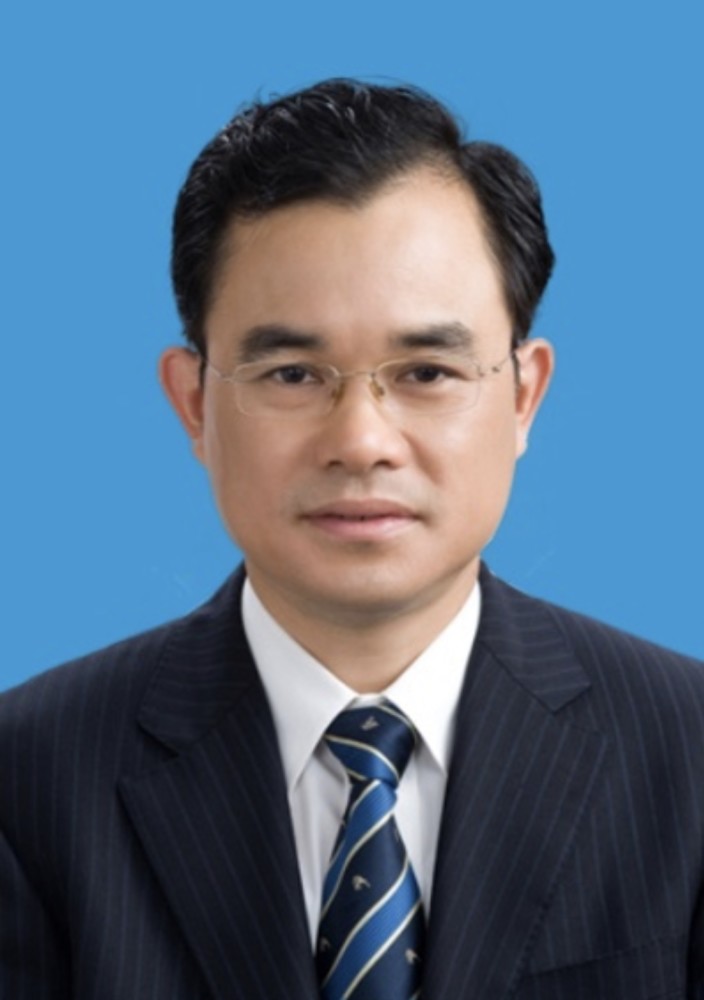 长安汽车董事长朱华荣：新能源汽车行业发展的三大挑战和五个建议