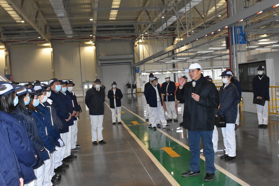 “你们辛苦了！你们真的是了不起！”