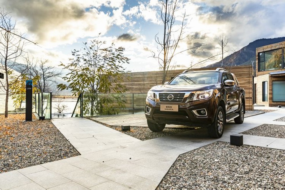 郑州日产纳瓦拉国六版AT车型荣耀上市