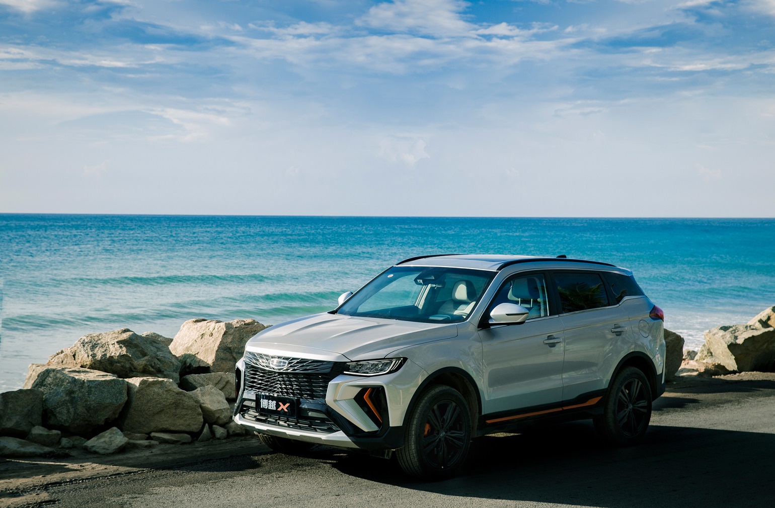 吉利汽车1-10月总销量超103万辆，连续5年销量超百万辆