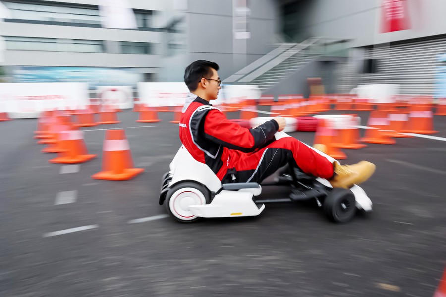 思域车主嘉年华 “燃擎”挑战上海滩