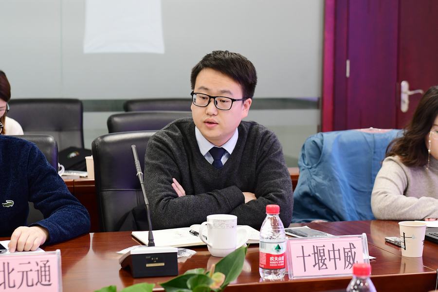 东风公司纪委接连在武汉、十堰、襄阳三地召开合作伙伴座谈会