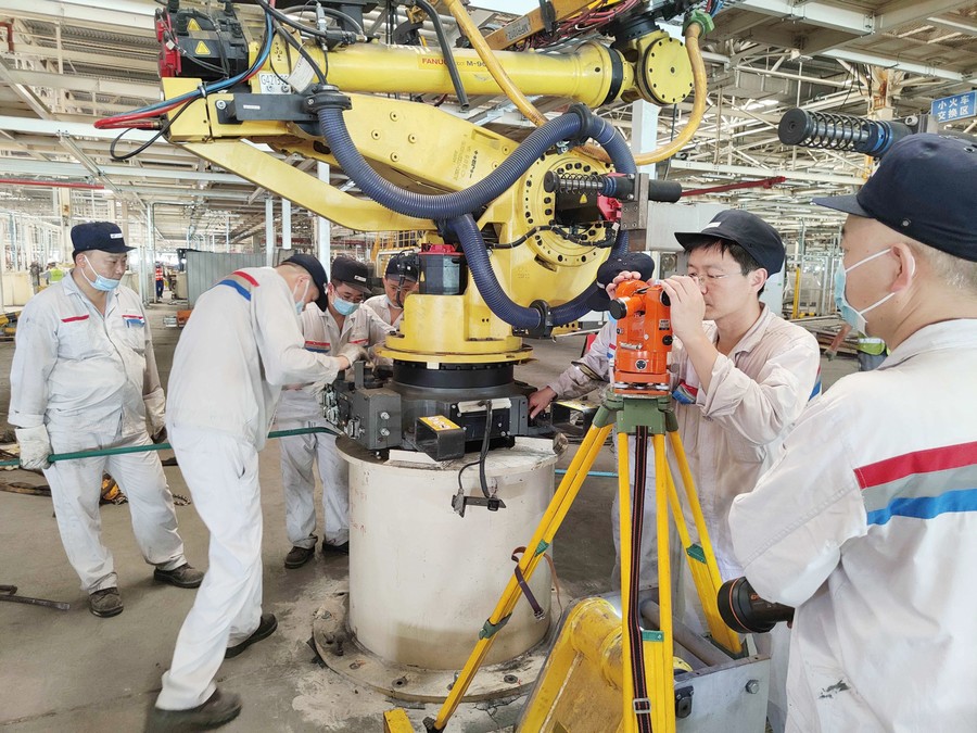 勠力同心 决战10万辆——神龙公司武汉工厂时隔31个月，月产量再次跨越6000辆