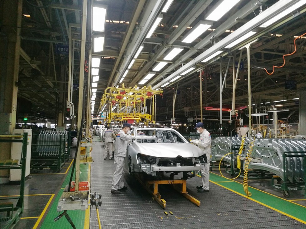 铆足“牛劲”自奋蹄 锚定目标“犇”新程