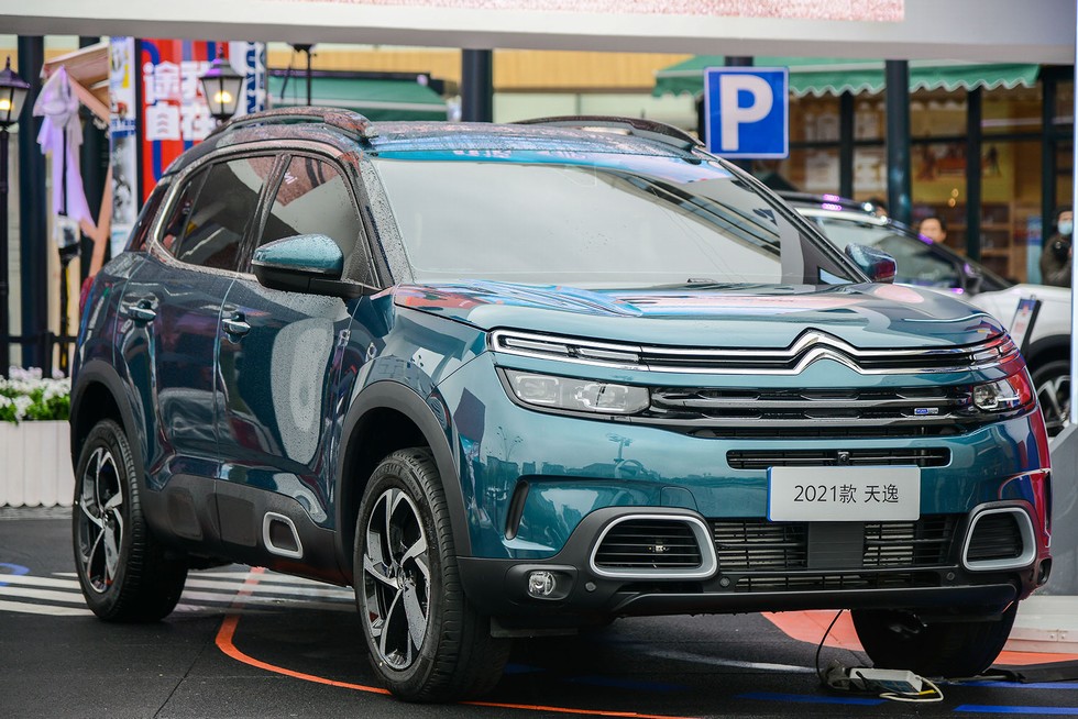 东风雪铁龙2021款天逸C5 AIRCROSS焕新上市