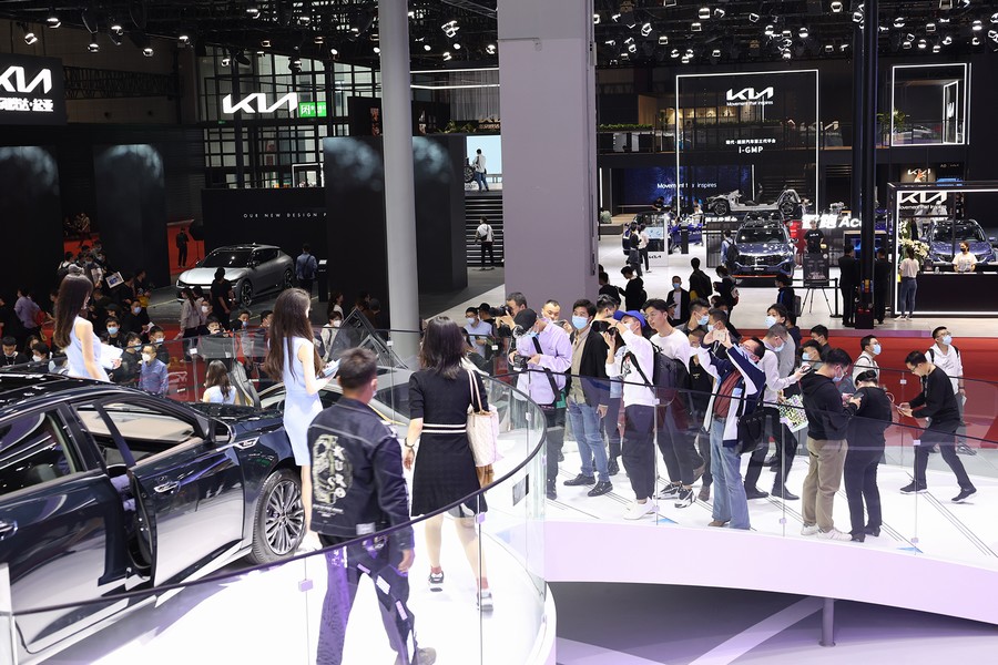 科技感爆棚 东风展台带你穿越未来