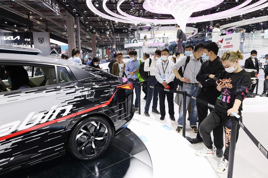 科技感爆棚 东风展台带你穿越未来