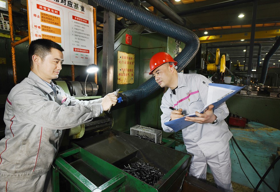 ​​【我是党员 我在东风】李刚：比钢还强的班长