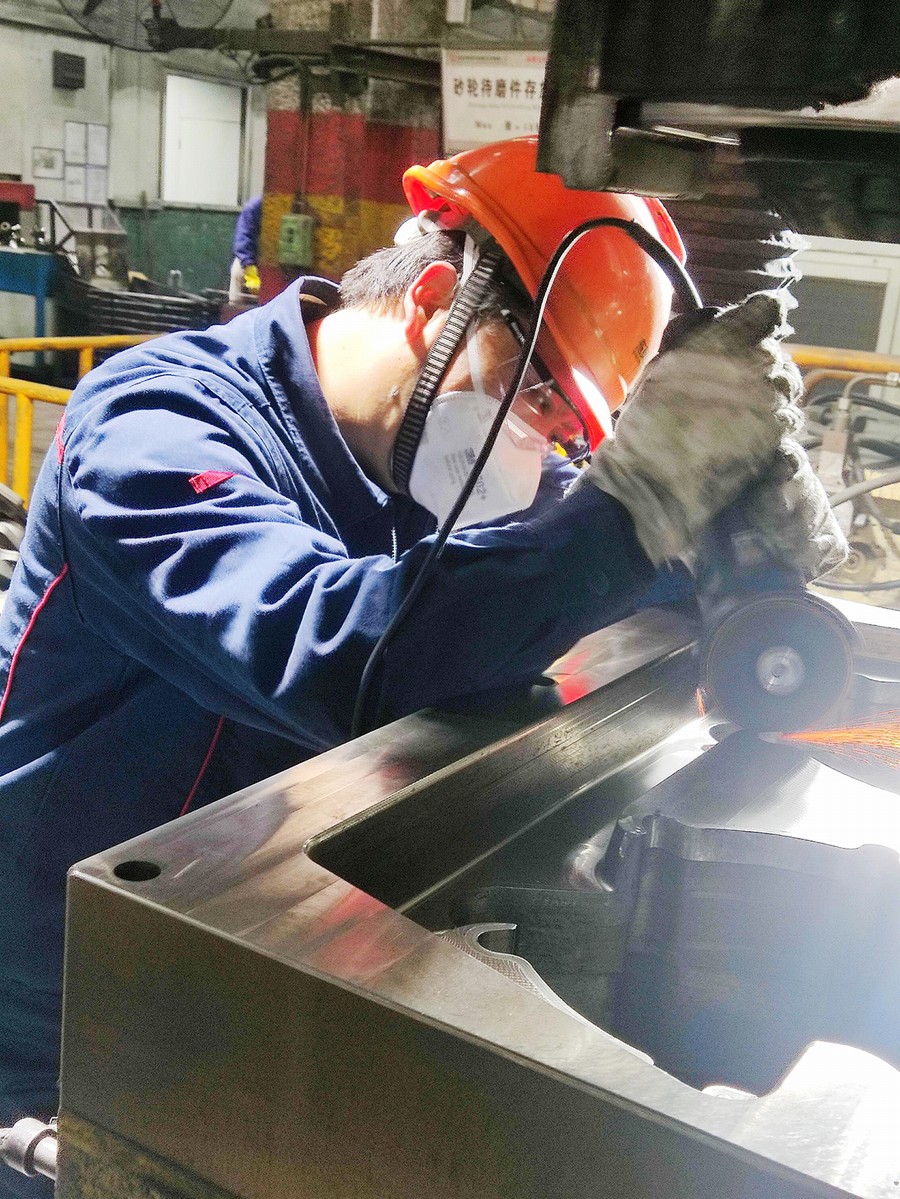 【一线纪事】为解难题的他点赞