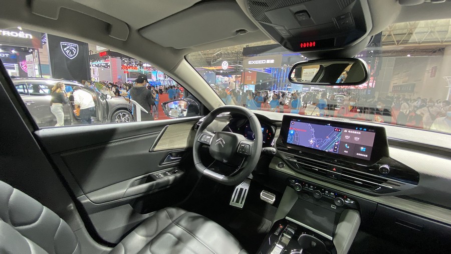 凡尔赛C5 X武汉首秀