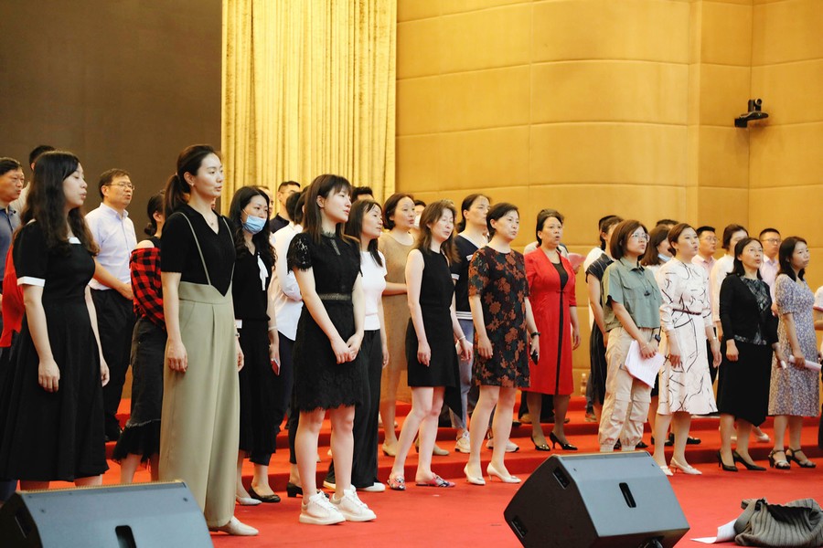 在红色旋律中感悟信仰力量