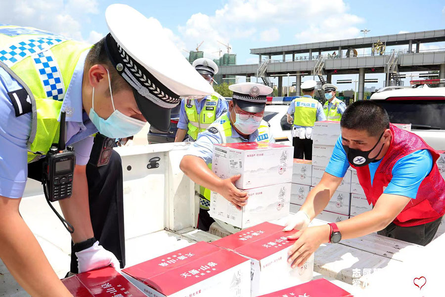 致敬了不起的战疫者