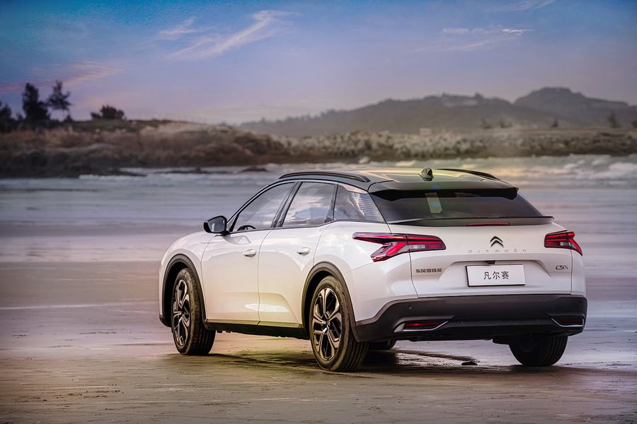 东风雪铁龙凡尔赛C5 X上市，累计定单已达12251辆