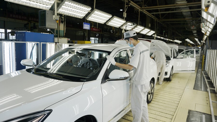 东风乘用车：同心决战“12万”