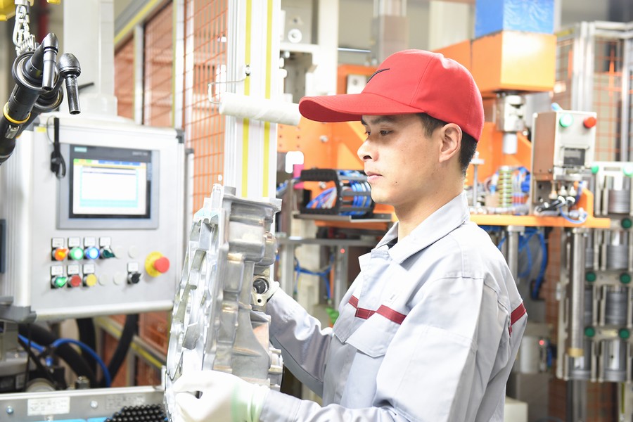 起跑就是冲刺 开局就是决战