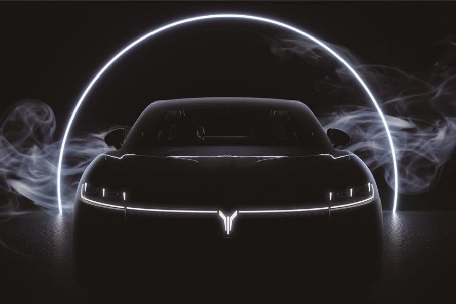 岚图首款轿车定名“追光”