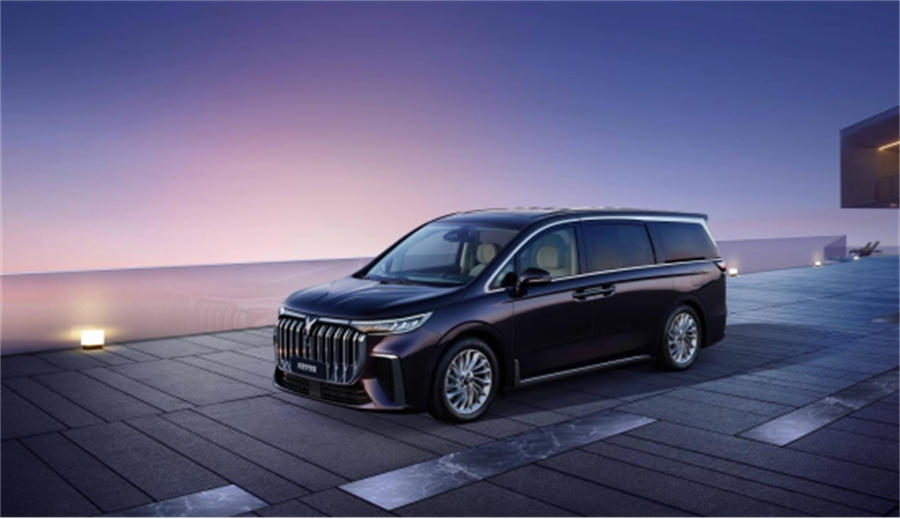 引领民族自主品牌向上 岚图汽车跑出新能源一片“蓝海”