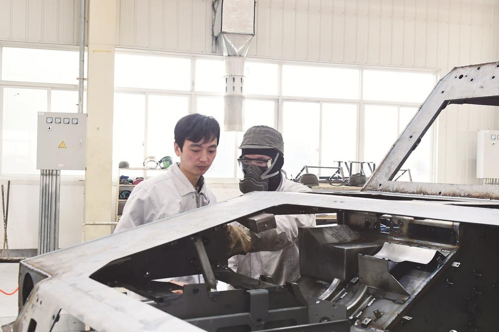 从不掉链子的“骆总管”