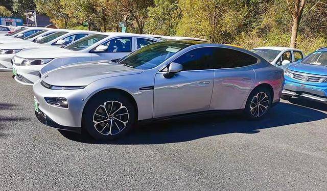 跑一趟高速，纯电动汽车的优缺点体现得淋漓尽致