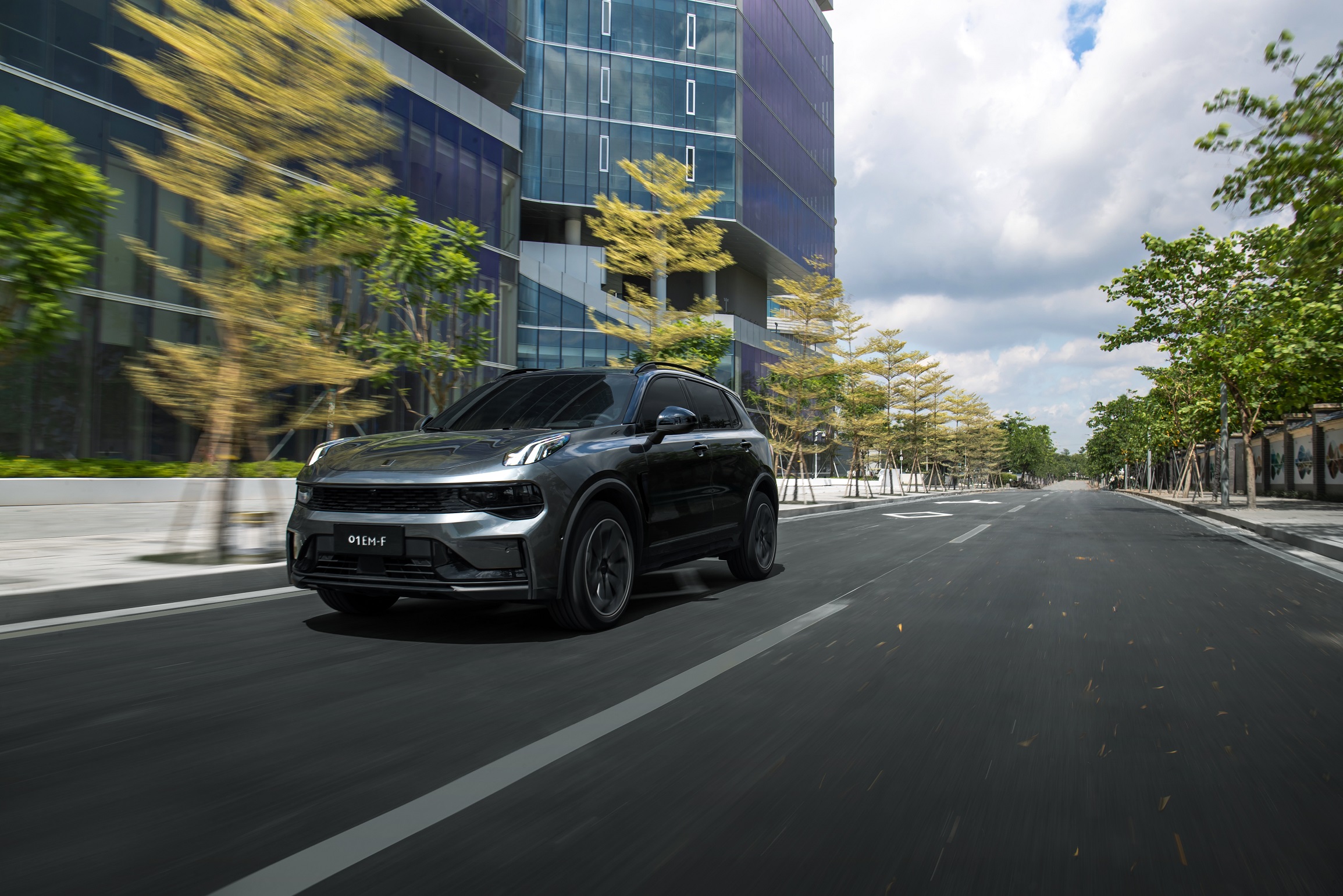 环比增长24%！ 吉利汽车7月销量122633辆 新能源、中国星占比再创新高