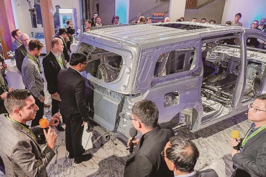 岚图梦想家白车身亮相欧洲车身大会