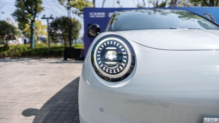 前脸致敬保时捷江淮EV3电动车实车亮相