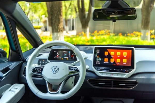 上汽大众纯电动汽车ID.3,7月订单过万,硬核实力谁能拒绝?